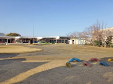 白里幼稚園園庭10